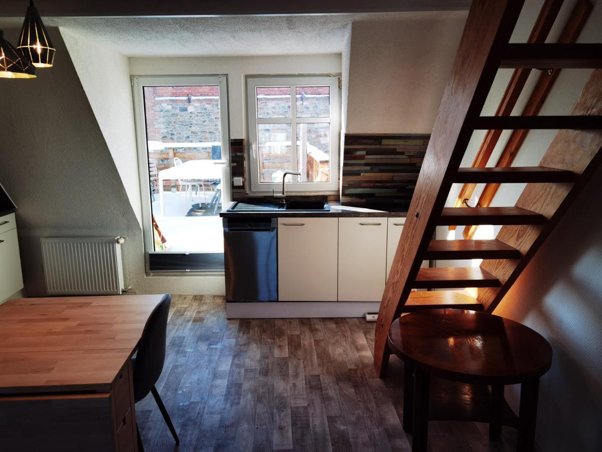 Gemuetliche Dachwohnung Mit Kleiner Oder Grosser Dachterrasse Nebeneinander 沃梅尔斯泰德 外观 照片