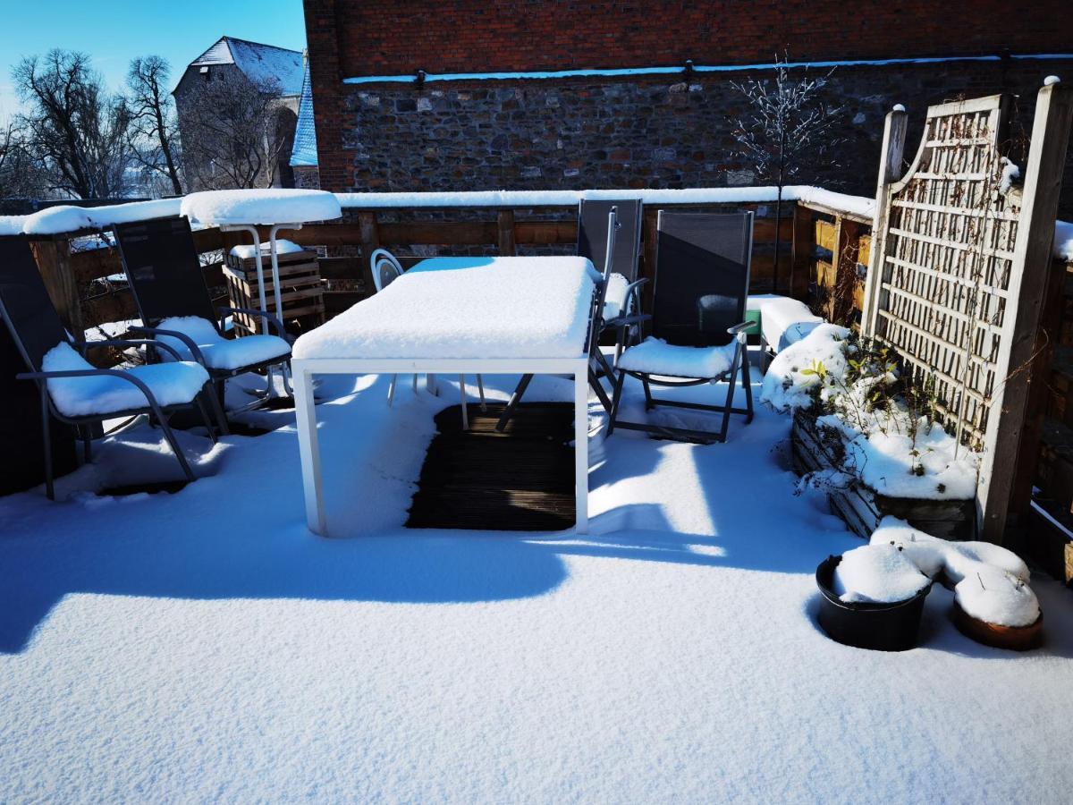 Gemuetliche Dachwohnung Mit Kleiner Oder Grosser Dachterrasse Nebeneinander 沃梅尔斯泰德 外观 照片