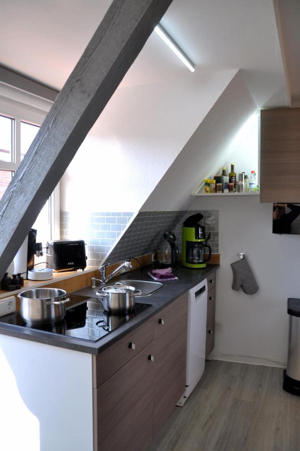 Gemuetliche Dachwohnung Mit Kleiner Oder Grosser Dachterrasse Nebeneinander 沃梅尔斯泰德 外观 照片